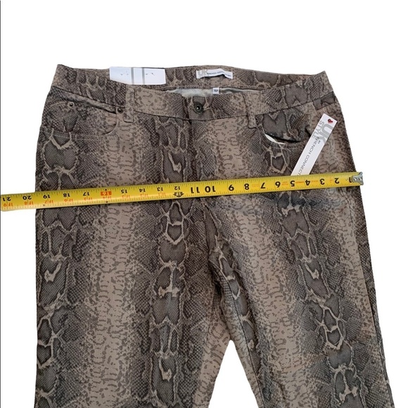 French Connection Python Chic Beige Crease Lightening Skinny Pants Size … - Picture 7 of 17